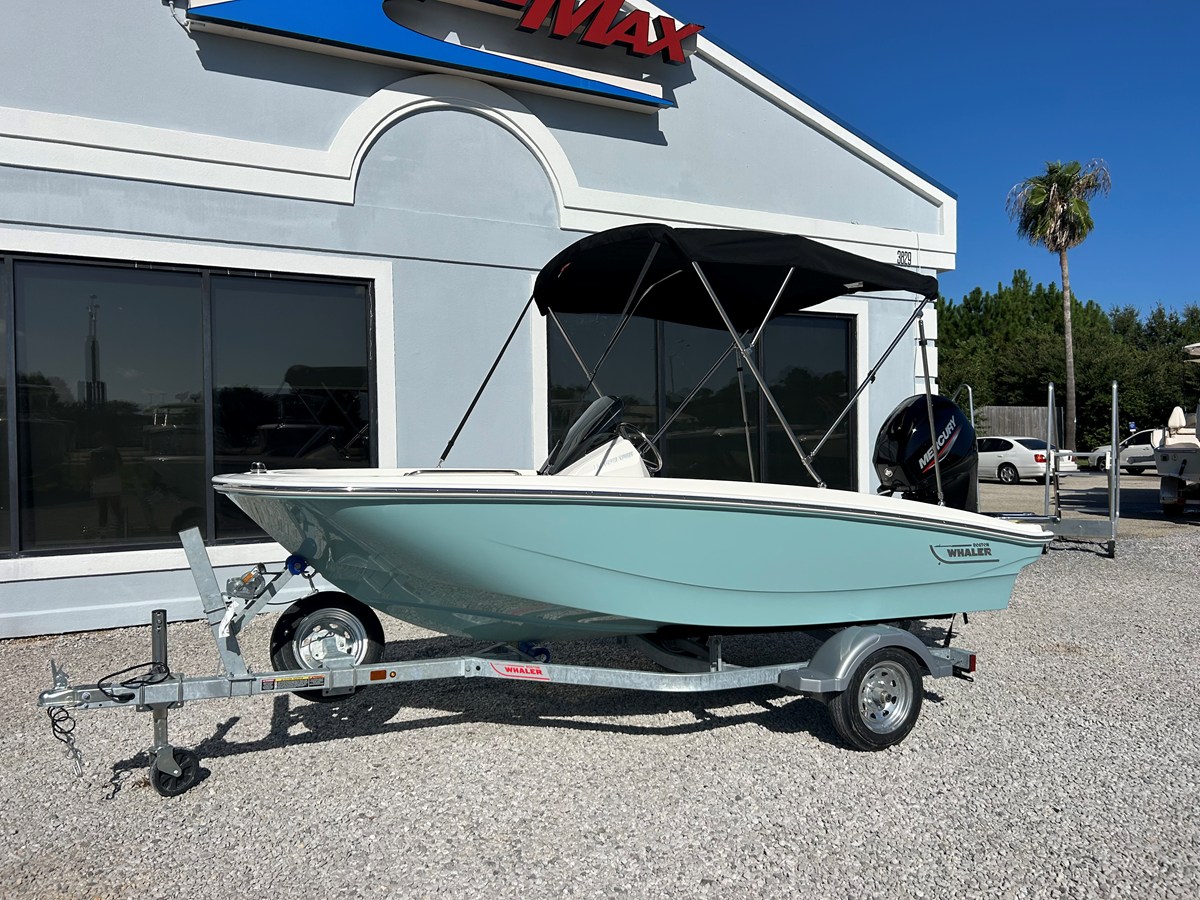 Boston Whaler 130 Super Sport — 2027 Boston Whaler 130 Super Sport — photo 4