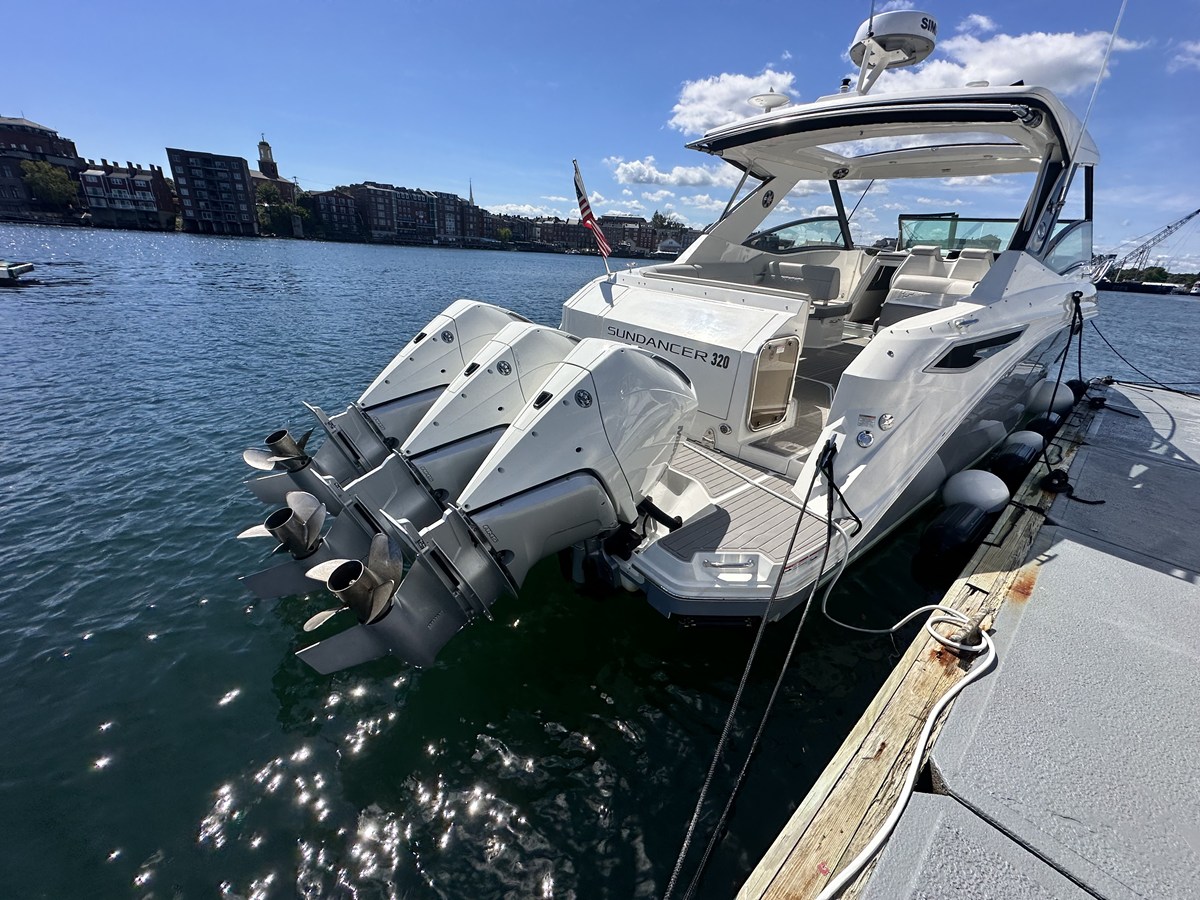Sea Ray 320 SUNDANCER OB — 2023 Sea Ray 320 Sundancer OB — photo 5