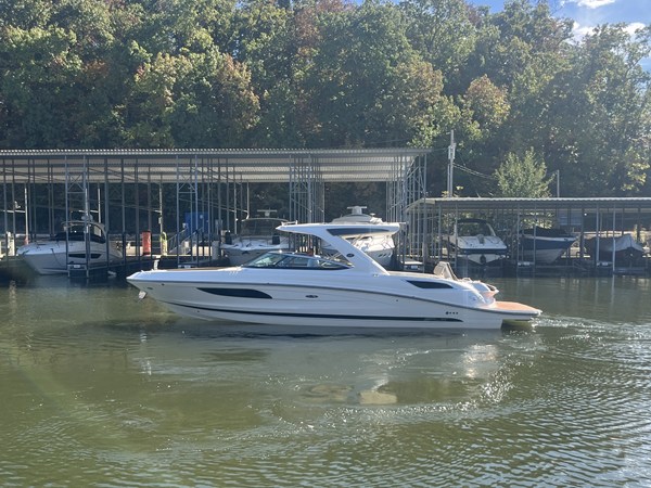 SEA RAY SLX 350 — 2015 Sea Ray SLX 350