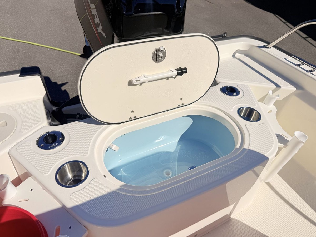 BOSTON WHALER 150 MONTAUK, photo 17