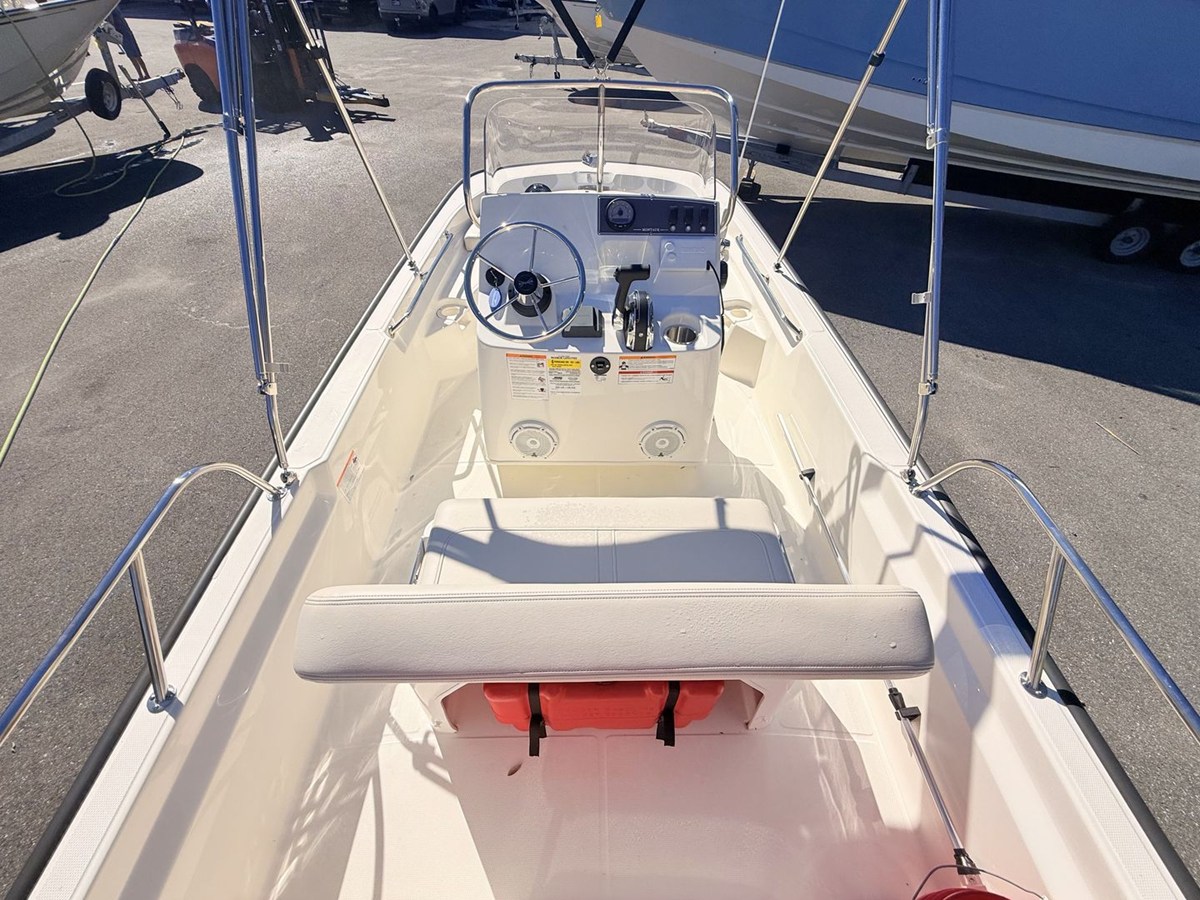 BOSTON WHALER 150 MONTAUK, photo 18