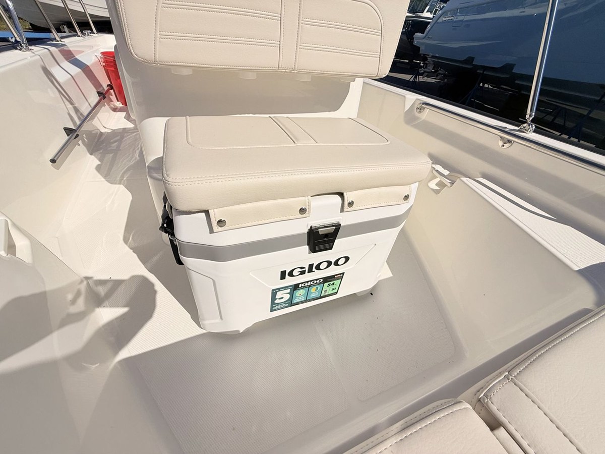 BOSTON WHALER 150 MONTAUK, photo 32