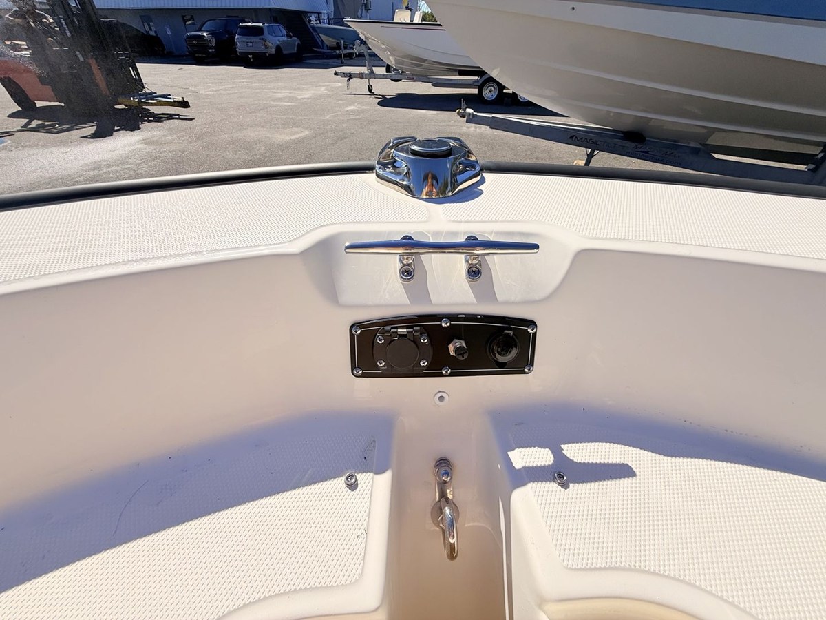 BOSTON WHALER 150 MONTAUK, photo 36