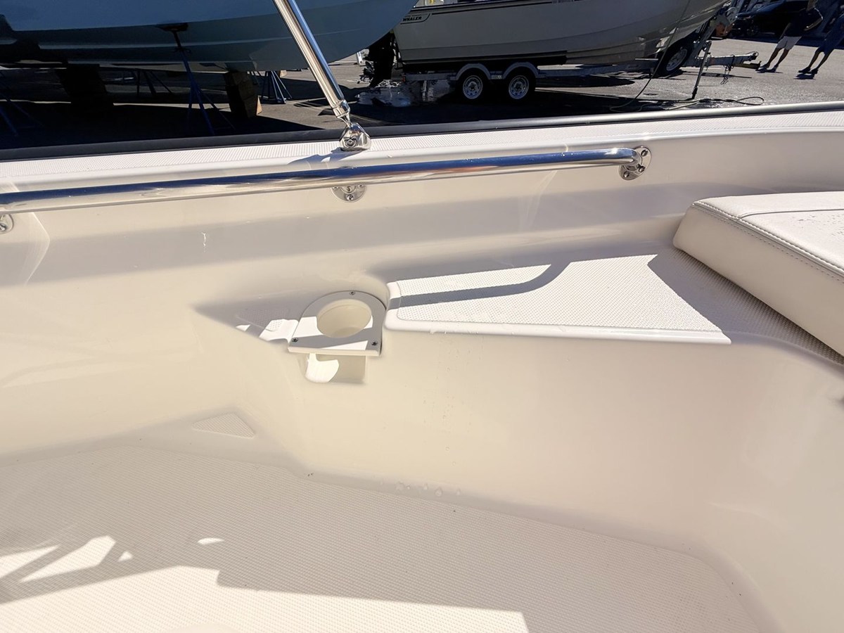 BOSTON WHALER 150 MONTAUK, photo 37