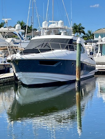 CRUISERS YACHTS 45 CANTIUS