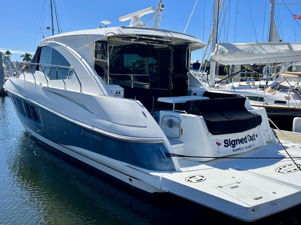 2017 Cruisers Yachts 45 CANTIUS 4
