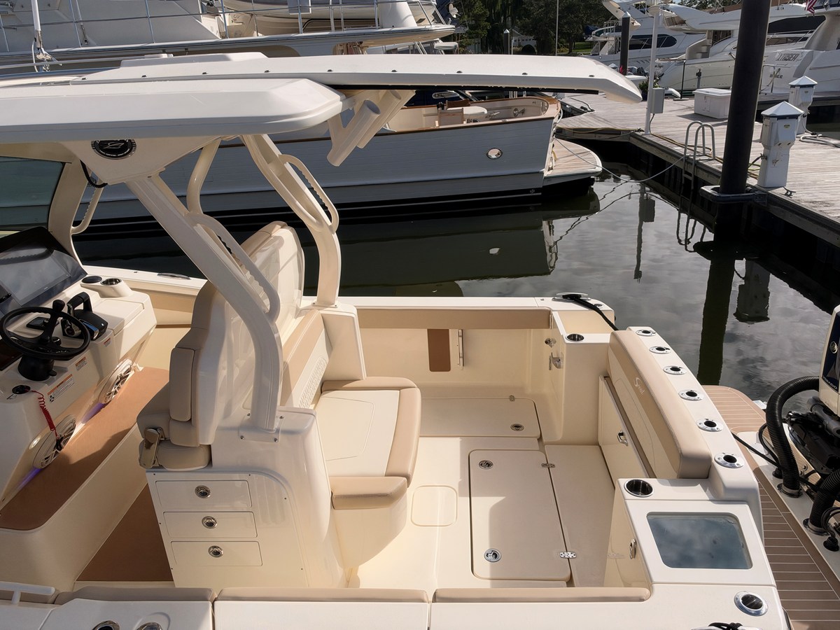 SCOUT 330 LXF, photo 13