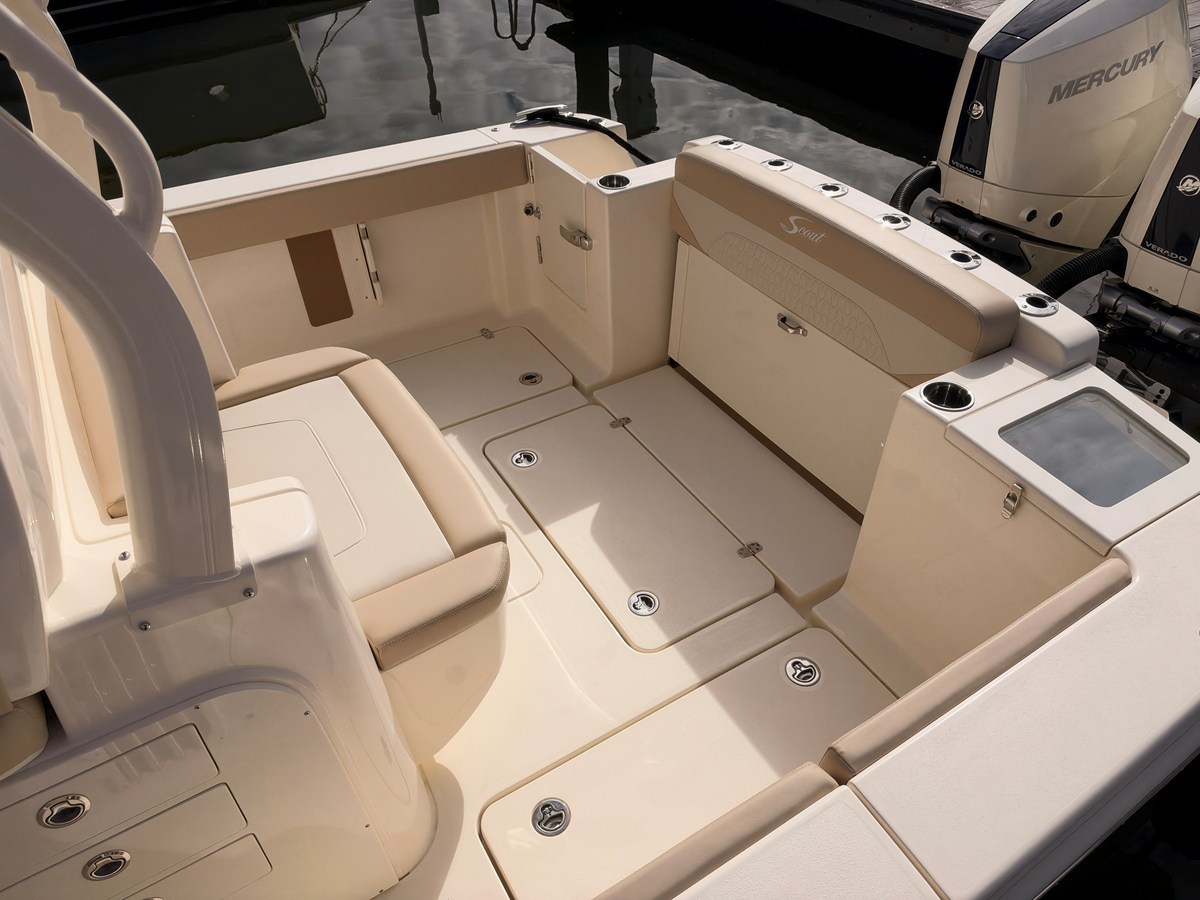 SCOUT 330 LXF, photo 14