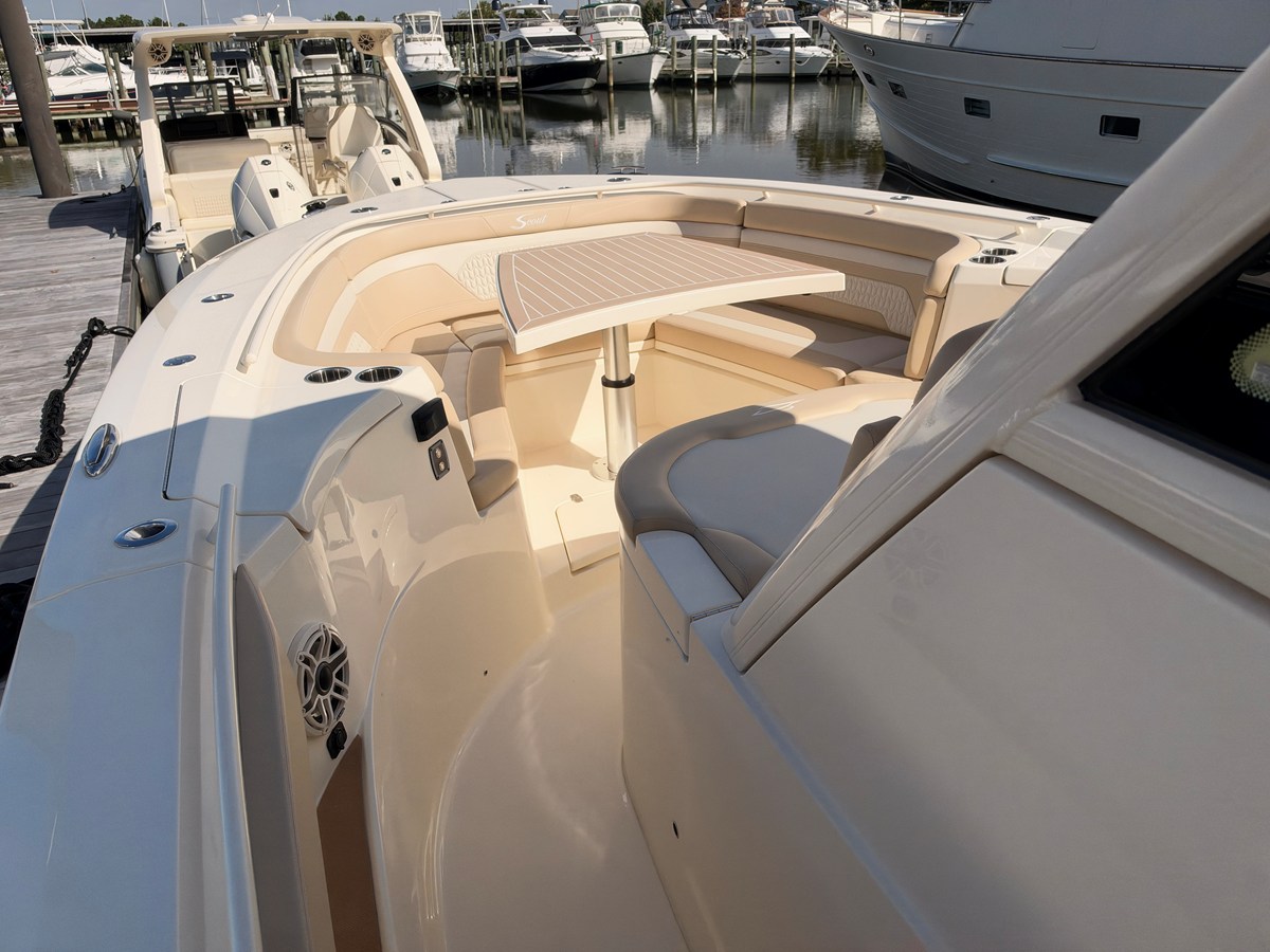 SCOUT 330 LXF, photo 37