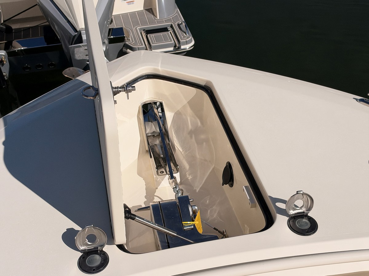 SCOUT 330 LXF, photo 47