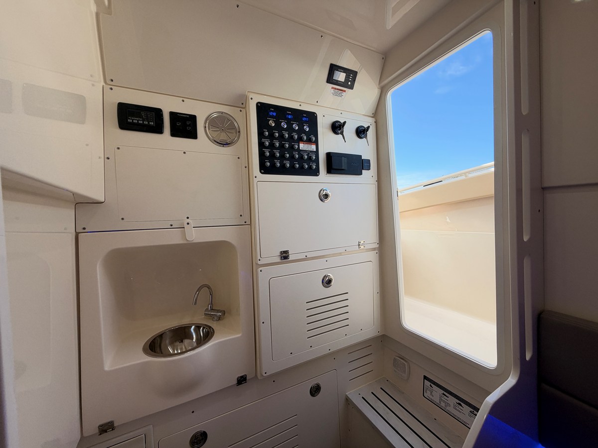 SCOUT 330 LXF, photo 53