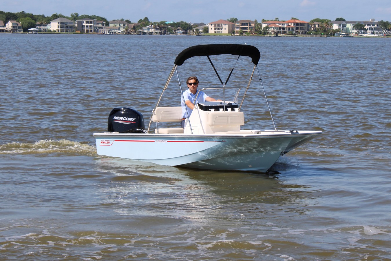 Boston Whaler 150 Montauk — 2026 Boston Whaler 150 Montauk — photo 4