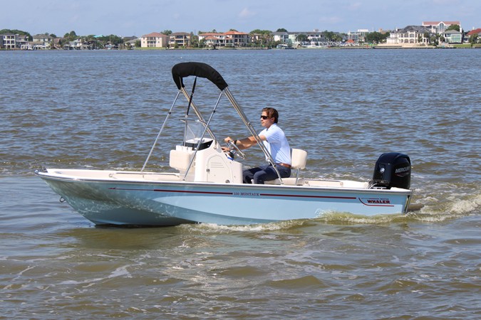 BOSTON WHALER 150 MONTAUK — 2026 Boston Whaler 150 Montauk