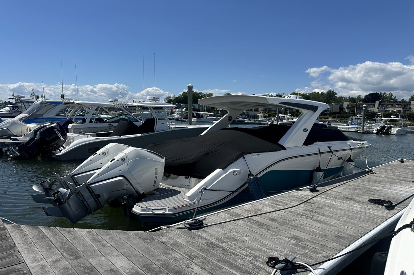 Sea Ray 310 SLX OB — 2021 Sea Ray 310 SLX OB — photo 5