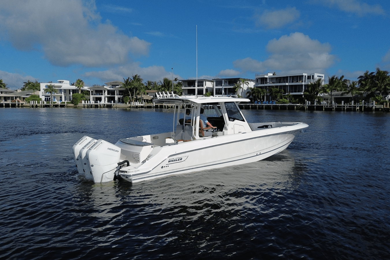 Boston Whaler 360 Outrage — 2026 Boston Whaler 360 Outrage — photo 4