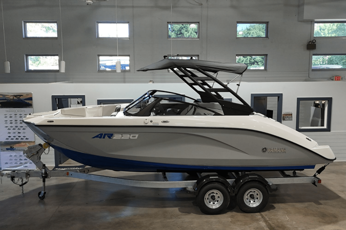 YAMAHA AR220 — 2026 Yamaha AR220