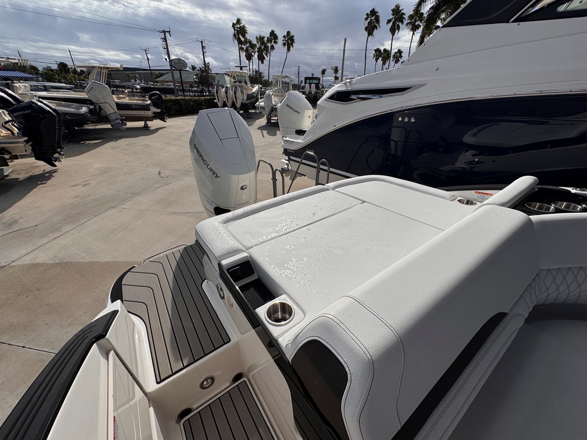 SEA RAY SLX 260 OUTBOARD, photo 11