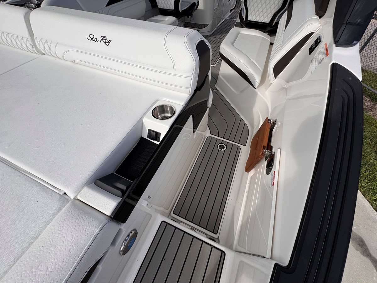 SEA RAY SLX 260 OUTBOARD, photo 12