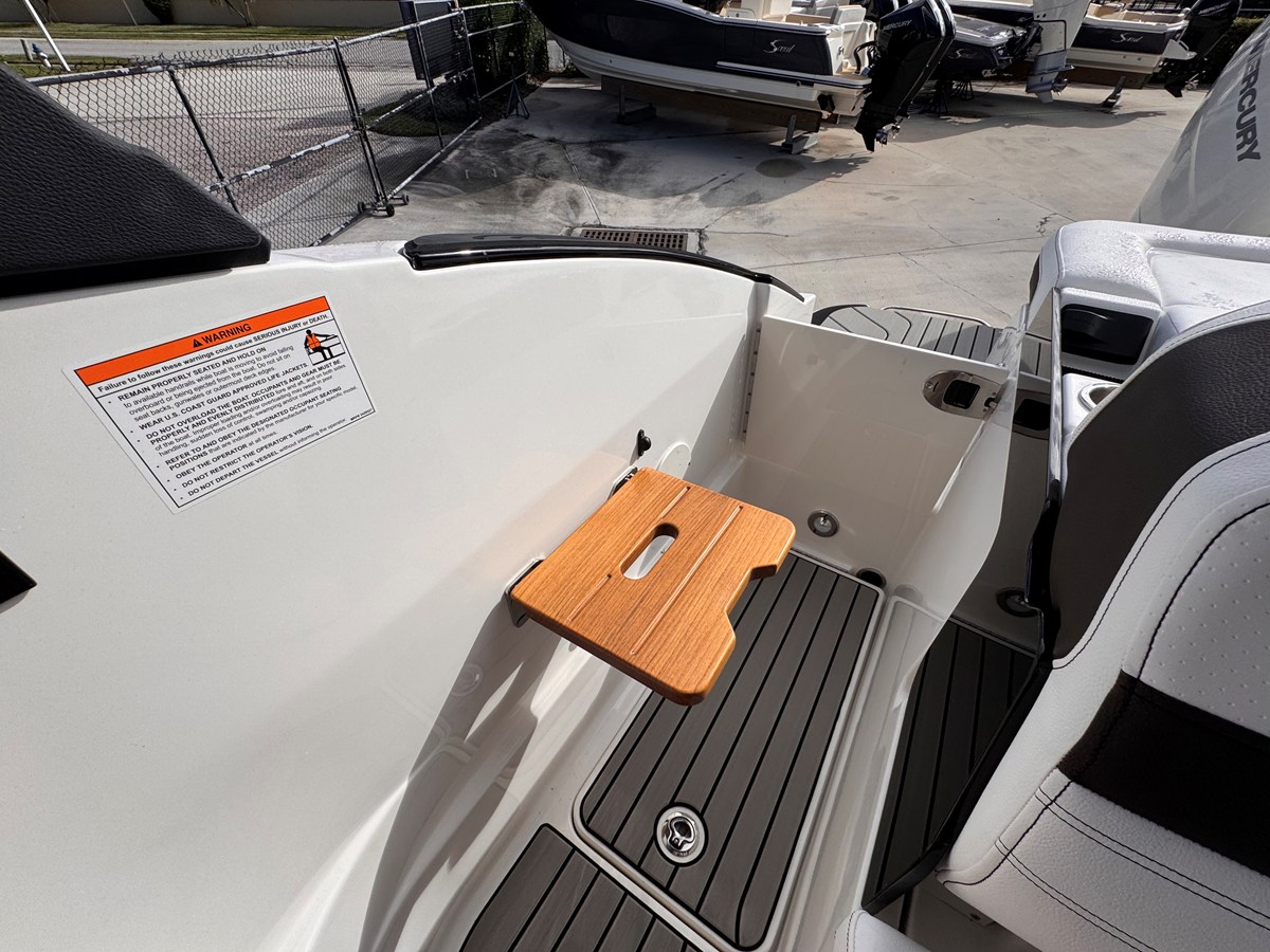 SEA RAY SLX 260 OUTBOARD, photo 14