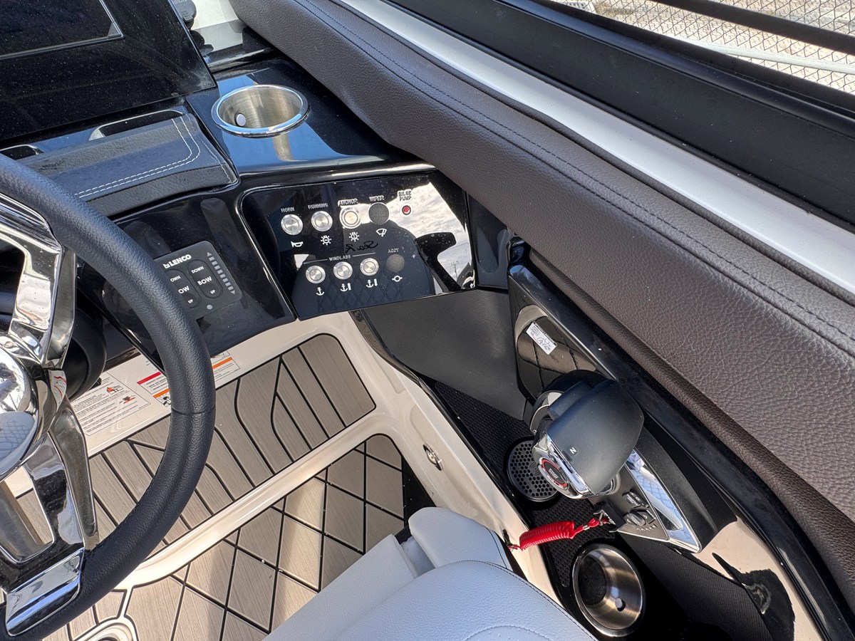 SEA RAY SLX 260 OUTBOARD, photo 22