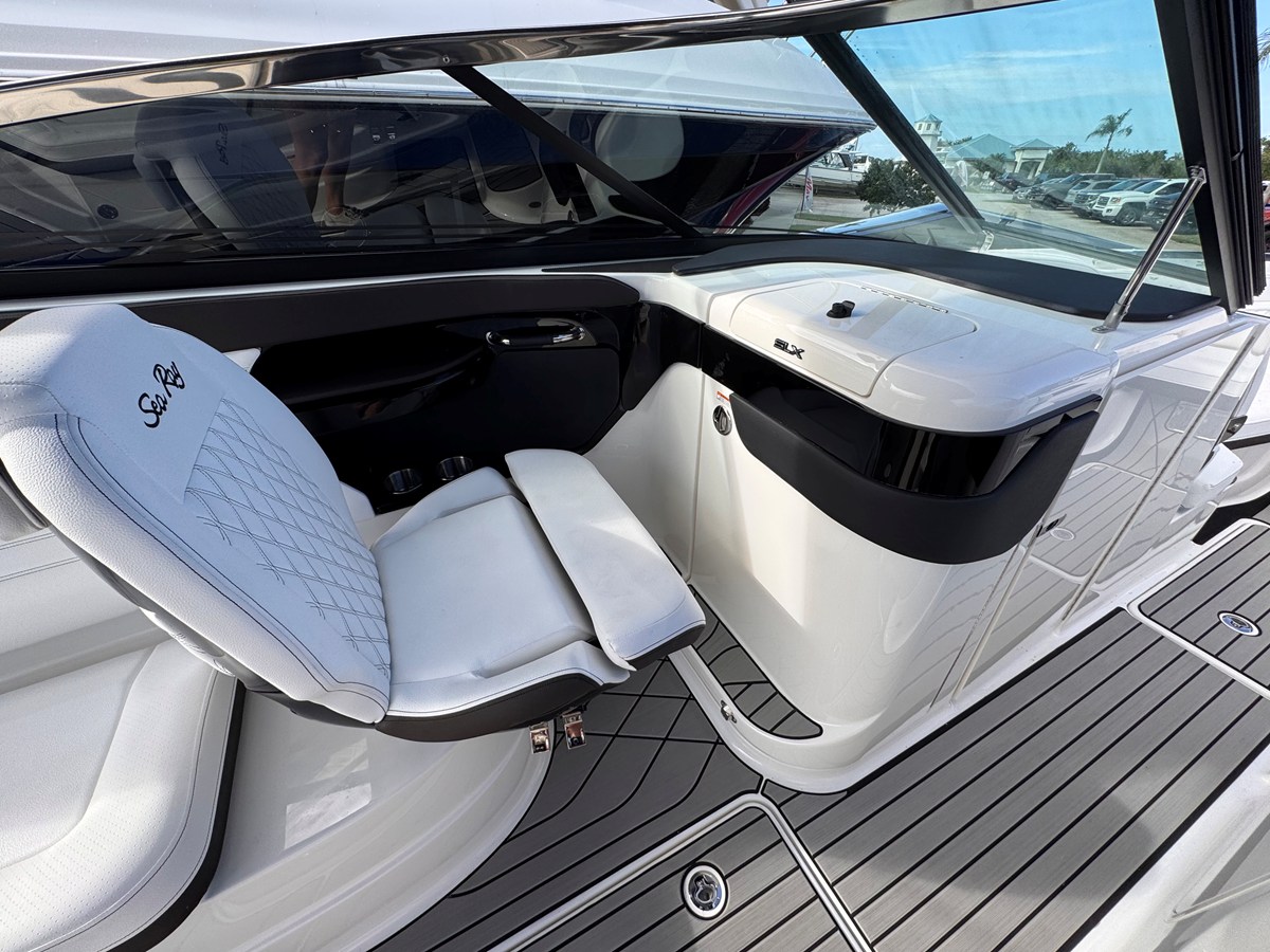 SEA RAY SLX 260 OUTBOARD, photo 25