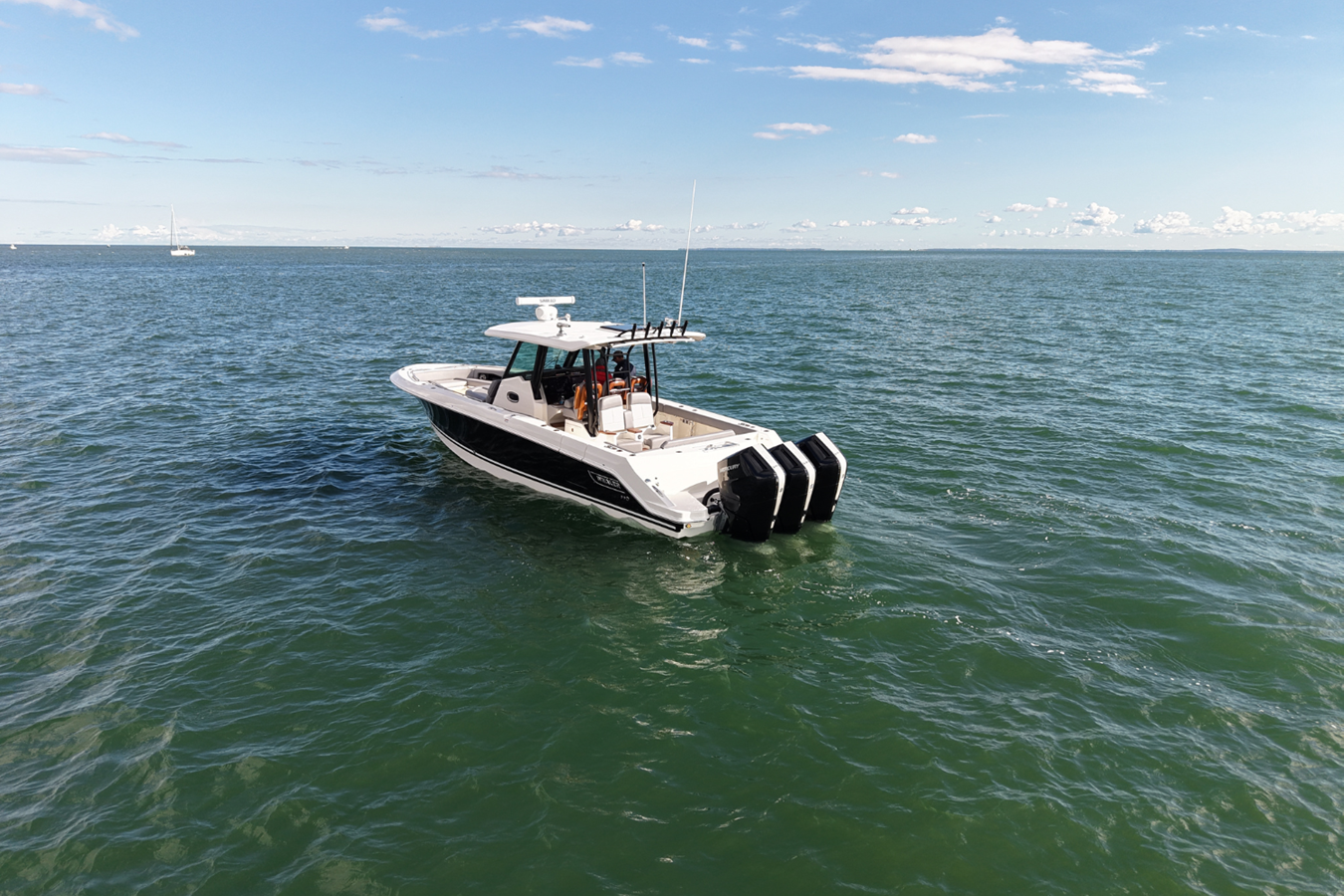 BOSTON WHALER 360 OUTRAGE, photo 17