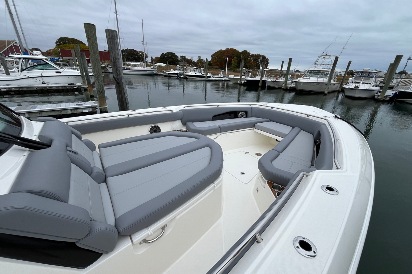 BOSTON WHALER 360 OUTRAGE, photo 26