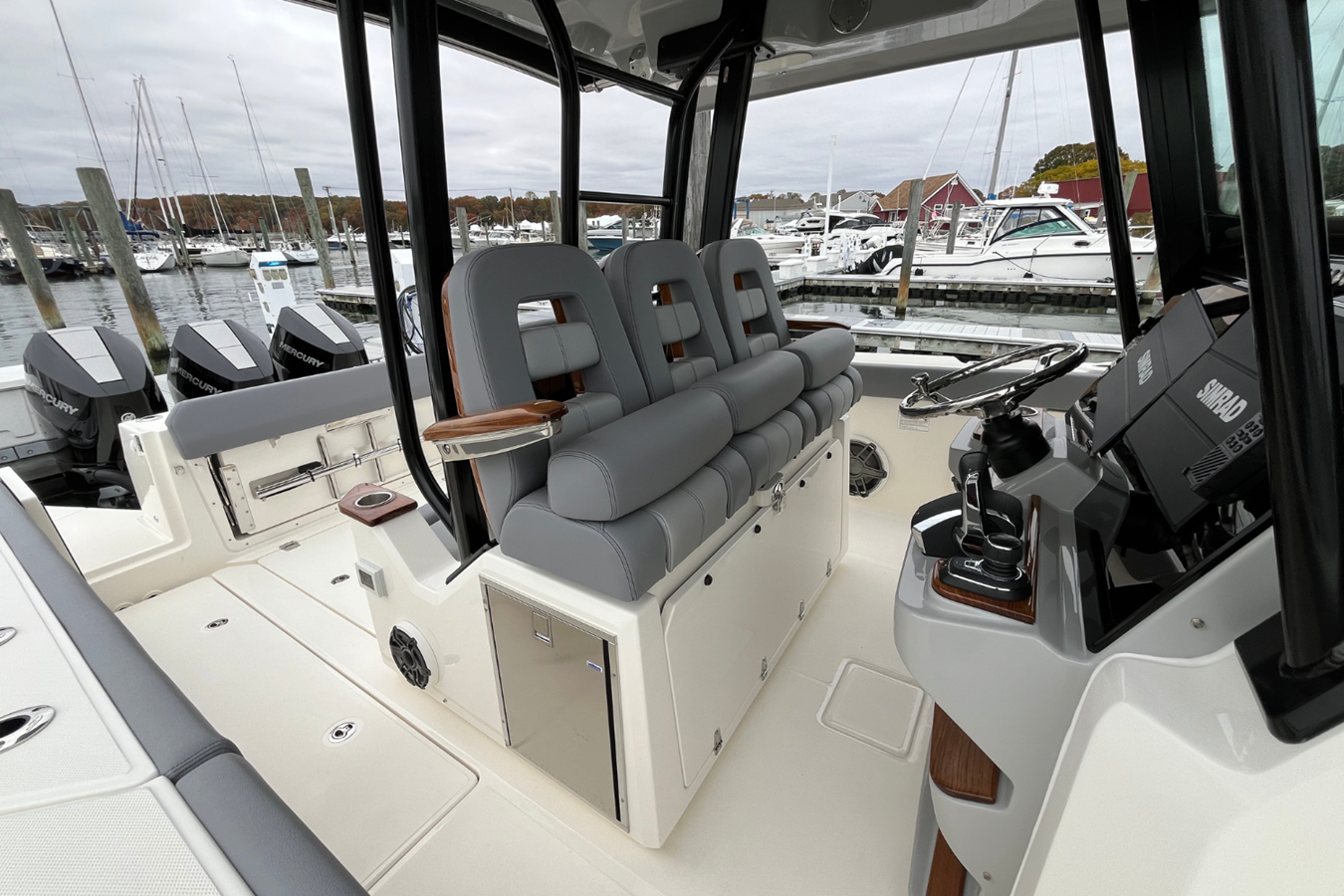 BOSTON WHALER 360 OUTRAGE, photo 28