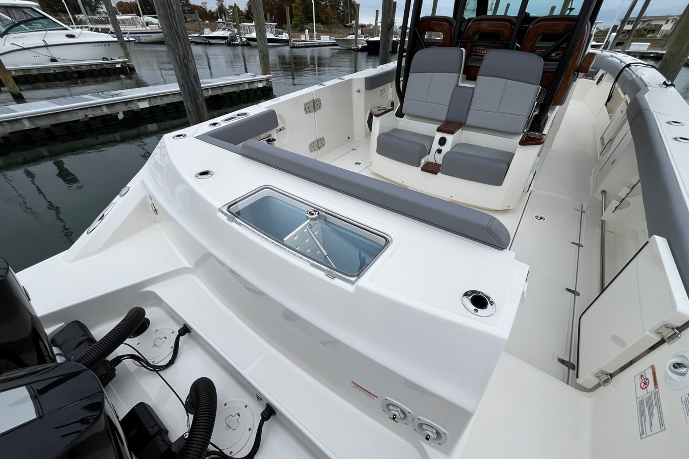 BOSTON WHALER 360 OUTRAGE, photo 30