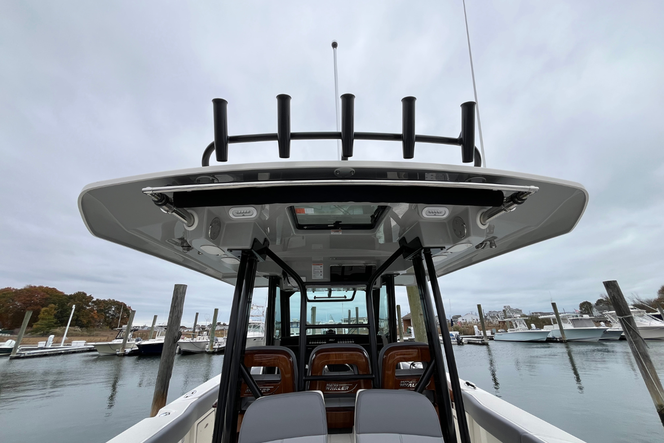 BOSTON WHALER 360 OUTRAGE, photo 33