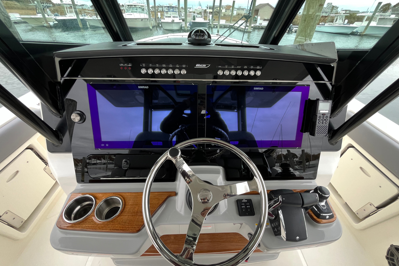 BOSTON WHALER 360 OUTRAGE, photo 38
