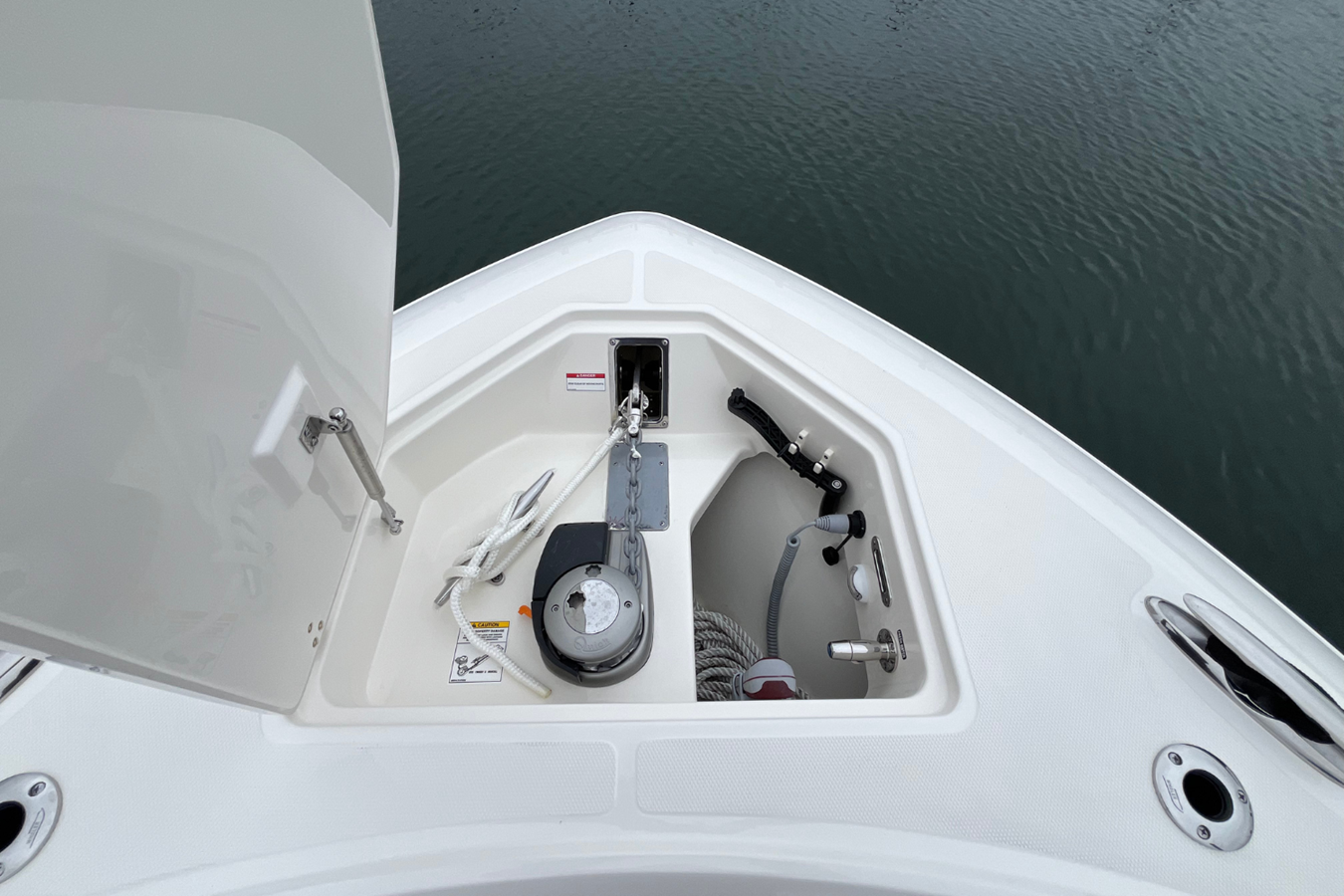 BOSTON WHALER 360 OUTRAGE, photo 46