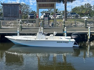 SEA PRO 208 BAY
