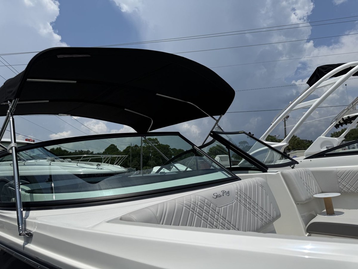 SEA RAY SDX 230 OUTBOARD, photo 2