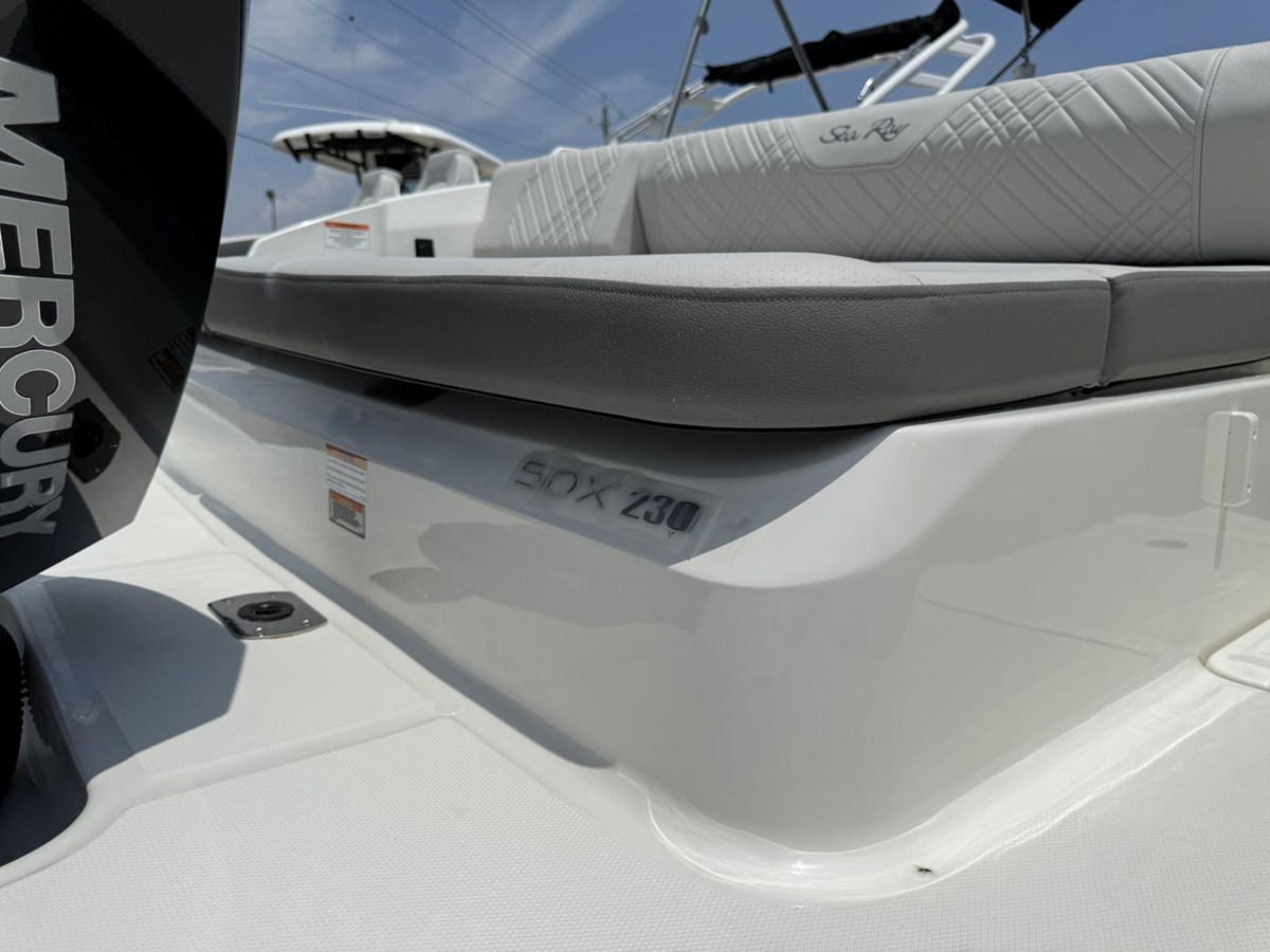 SEA RAY SDX 230 OUTBOARD, photo 6