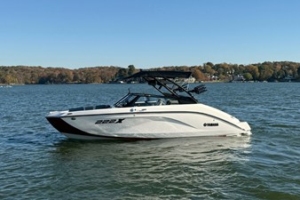 YAMAHA 222XE