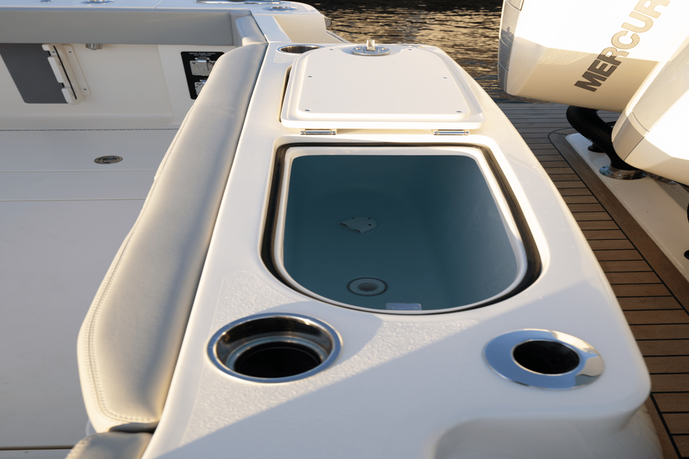 SCOUT 357 LXF, photo 39