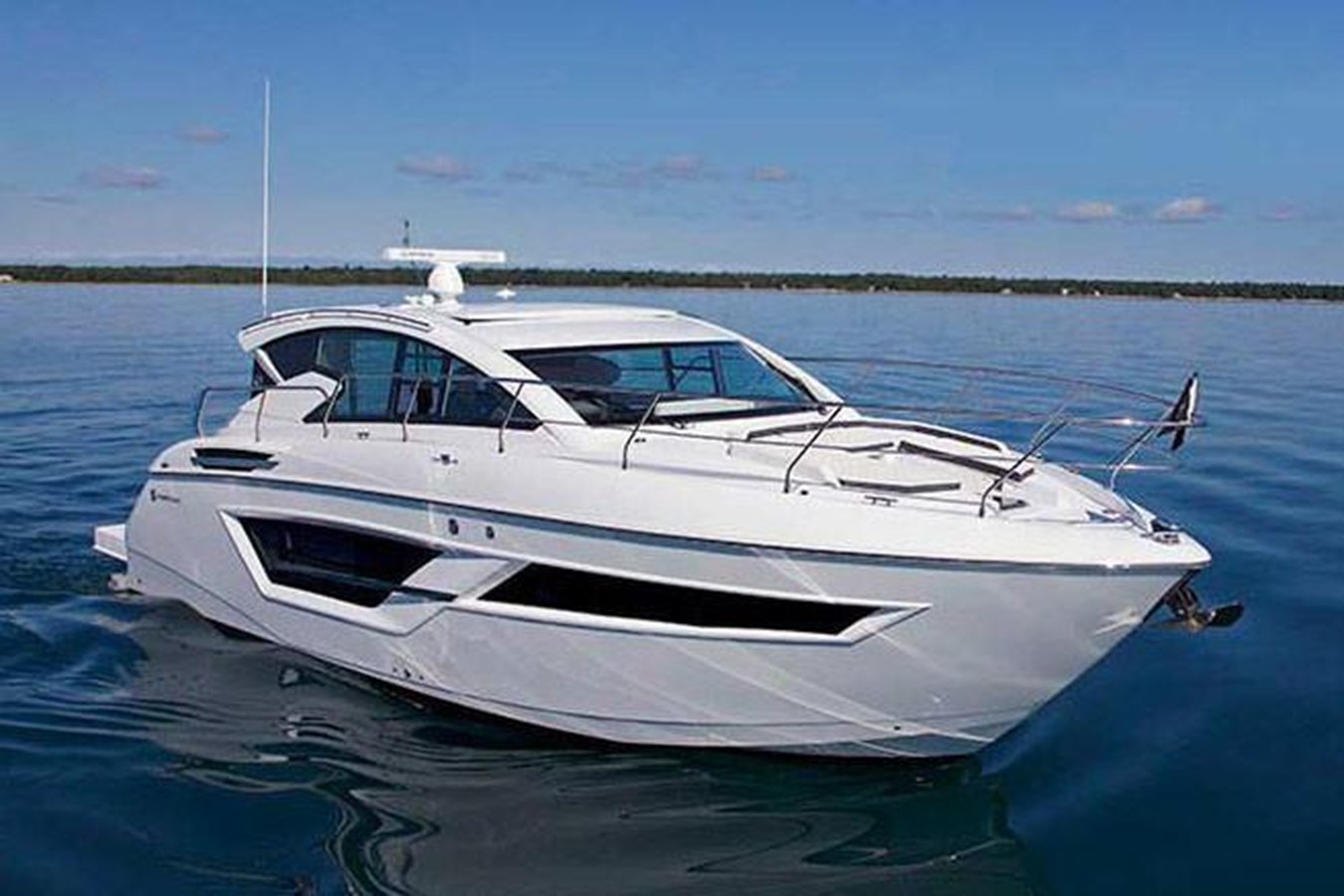 Cruisers Yachts 46 Cantius — 2026 Cruisers Yachts 46 Cantius — photo 2