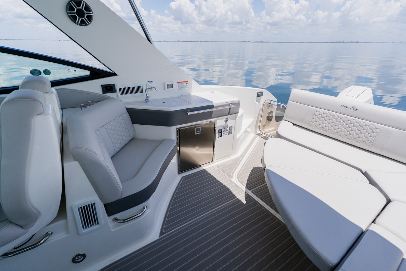 SEA RAY SUNDANCER 320 OUTBOARD, photo 30