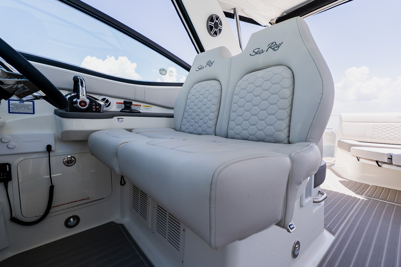 SEA RAY SUNDANCER 320 OUTBOARD, photo 41