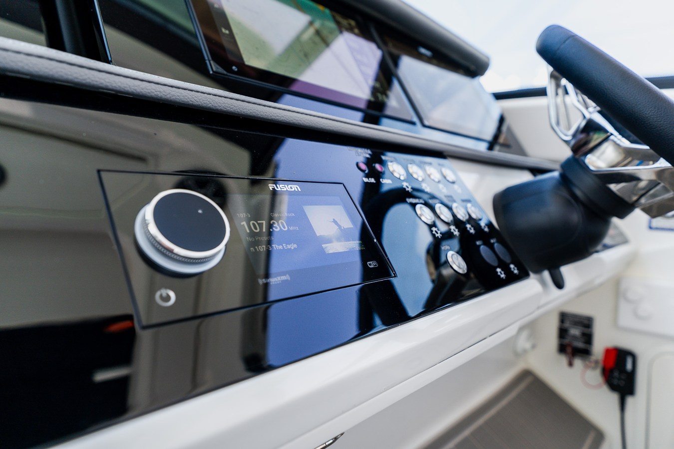 SEA RAY SUNDANCER 320 OUTBOARD, photo 46
