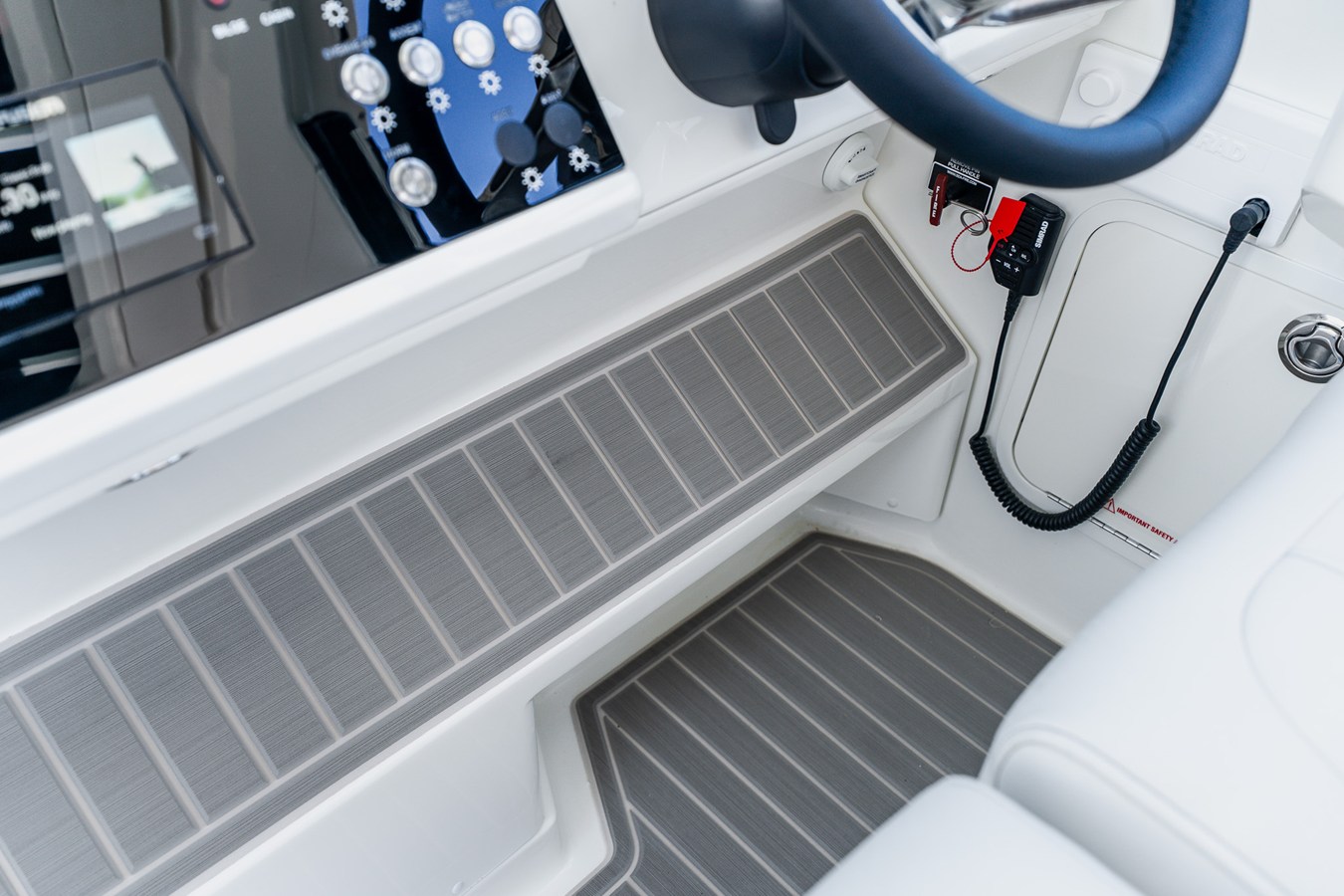 SEA RAY SUNDANCER 320 OUTBOARD, photo 58
