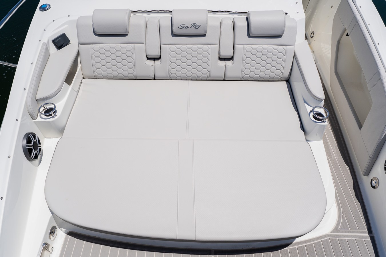 SEA RAY SUNDANCER 320 OUTBOARD, photo 68