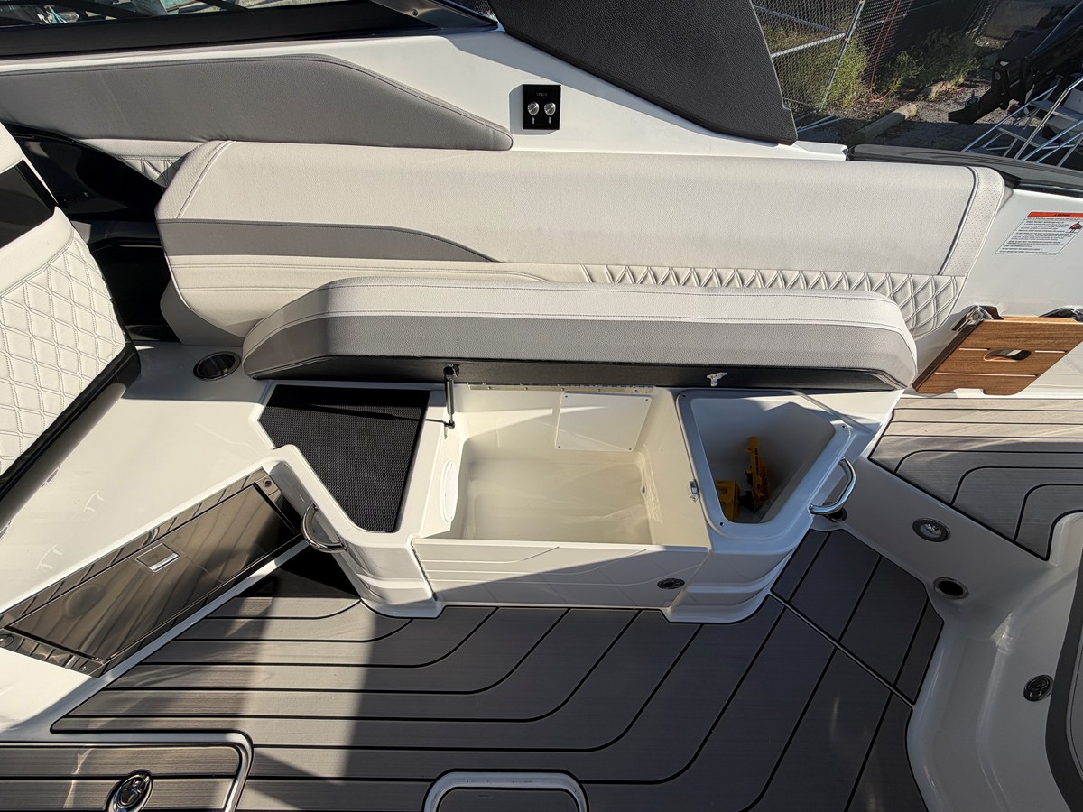 SEA RAY SLX 280 OUTBOARD, photo 18