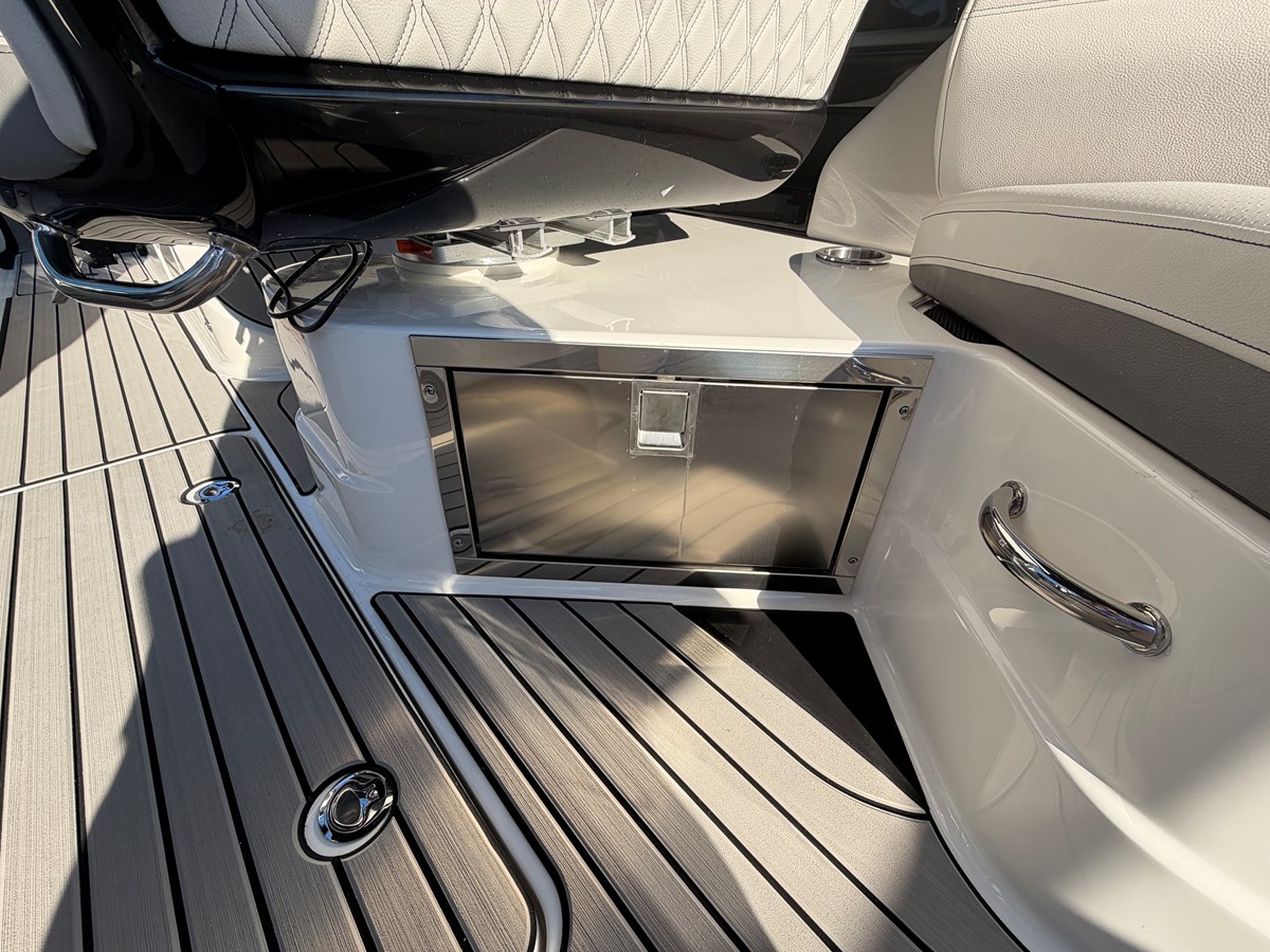 SEA RAY SLX 280 OUTBOARD, photo 19
