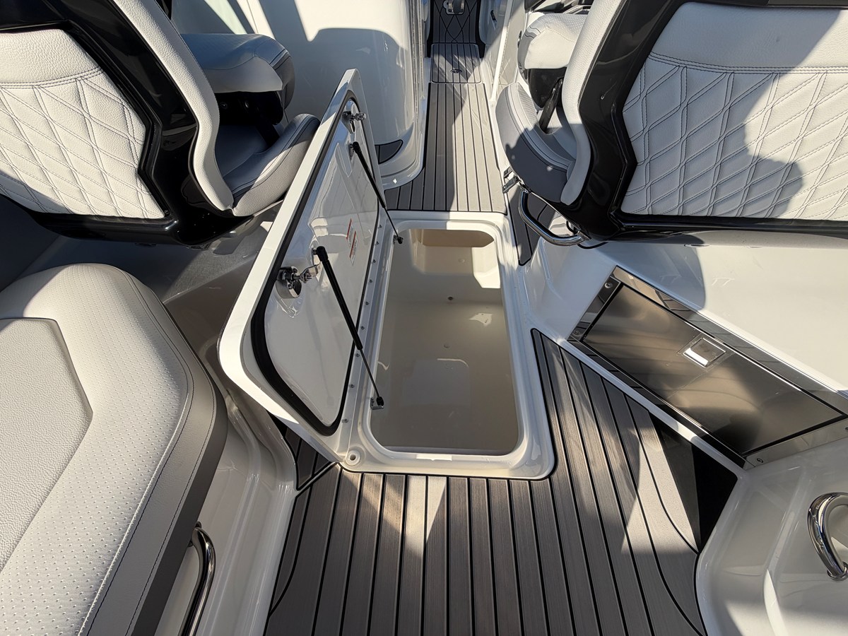 SEA RAY SLX 280 OUTBOARD, photo 24