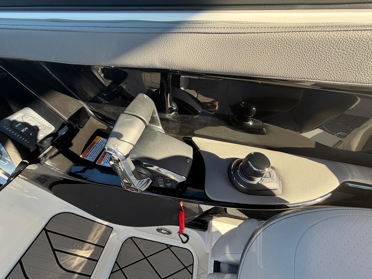 SEA RAY SLX 280 OUTBOARD, photo 36