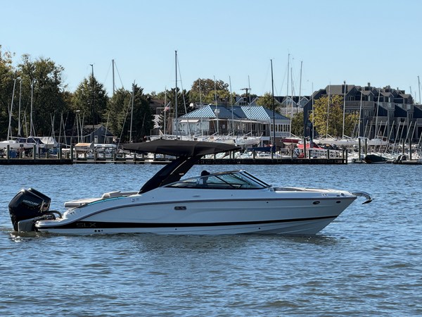 SEA RAY SLX 280 OUTBOARD — 2027 Sea Ray SLX 280 Outboard