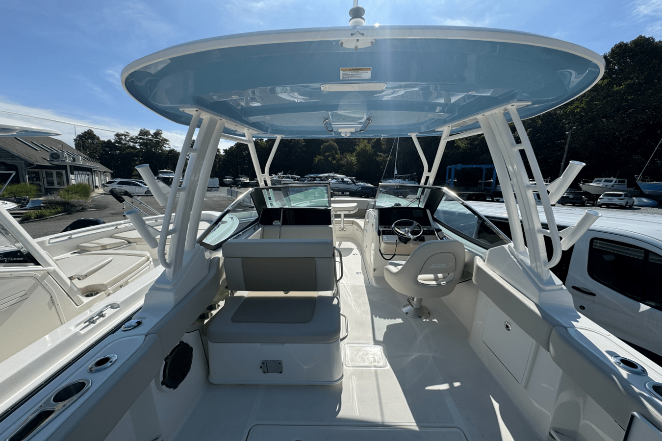 BOSTON WHALER 240 VANTAGE, photo 7