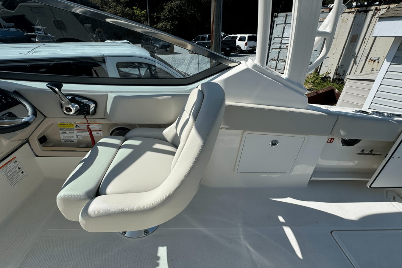 BOSTON WHALER 240 VANTAGE, photo 14